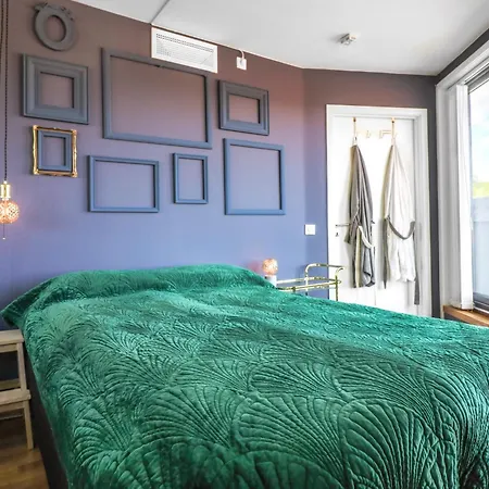 Jungle Dome Penthouse With Jacuzzi & Parking In Center