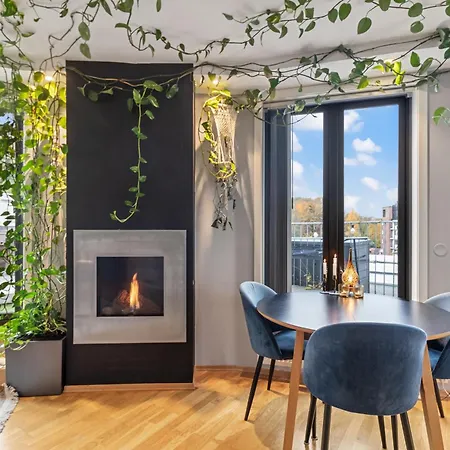 Jungle Dome Penthouse With Jacuzzi & Parking In Center Apartment