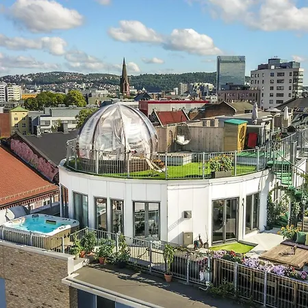 Jungle Dome Penthouse With Jacuzzi & Parking In Center Apartment