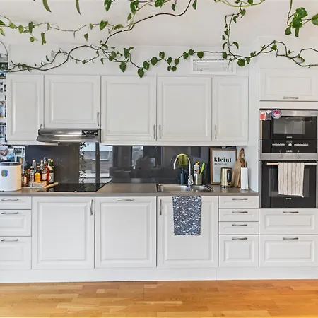 Jungle Dome Penthouse With Jacuzzi & Parking In Center Appartement Oslo