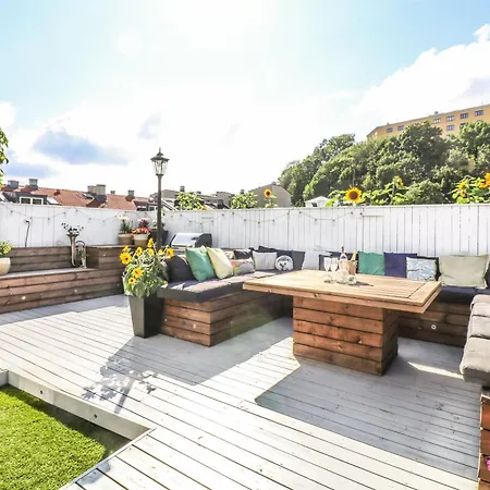 Jungle Dome Penthouse With Jacuzzi & Parking In Center *